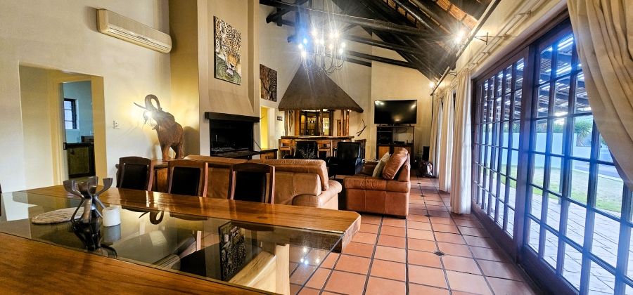 5 Bedroom Property for Sale in Myburgh Park Western Cape